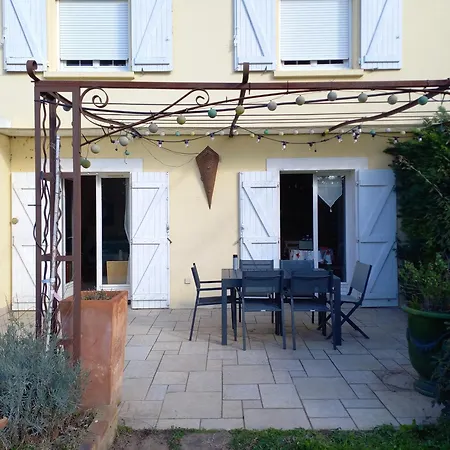 Valras-loc Avec Piscine Tennis Apartment